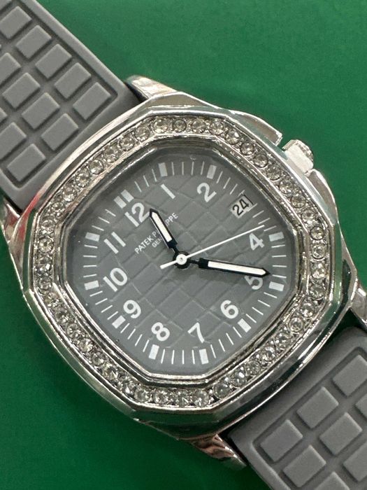 Patek Philippe Aquanaut – с кутия, 119.99 лв