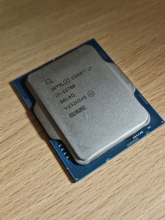 Продам процессор core i7-12700