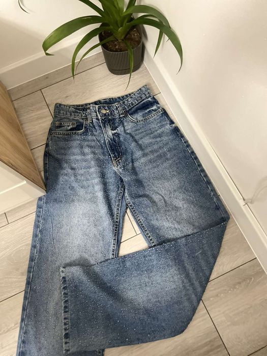 Дънки с камъни Zara - размер 34