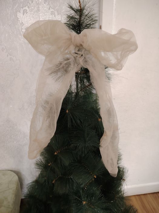 Продам ёлку новогоднюю новая