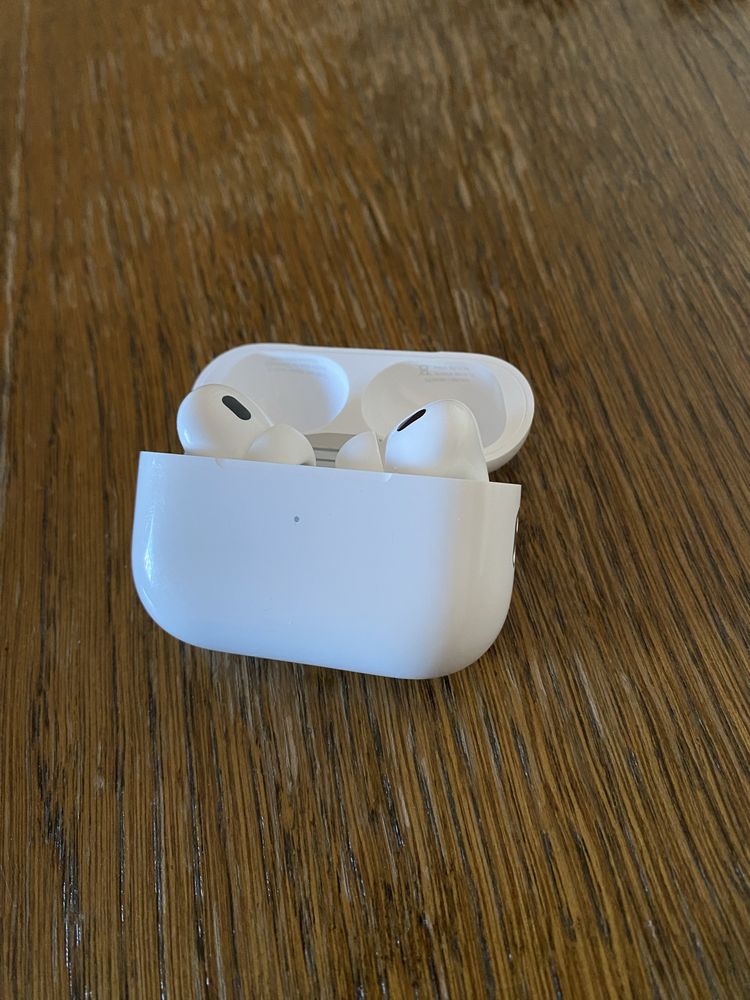 AirPods Pro 2 ca noi