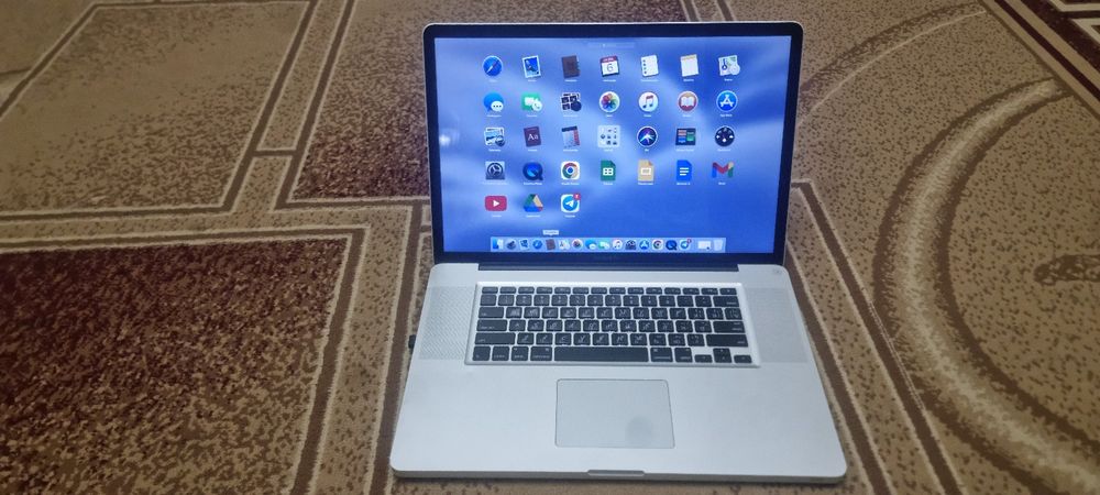 Macbook pro 2011