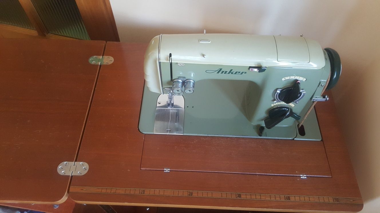 Masina de cusut colectie Anker model RZ Sewing Impecabila