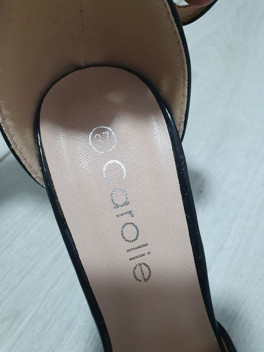 Sandale cu toc marimea 37