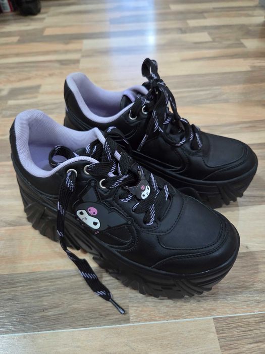 Боти за момиче Bershka Kuromi 37 номер