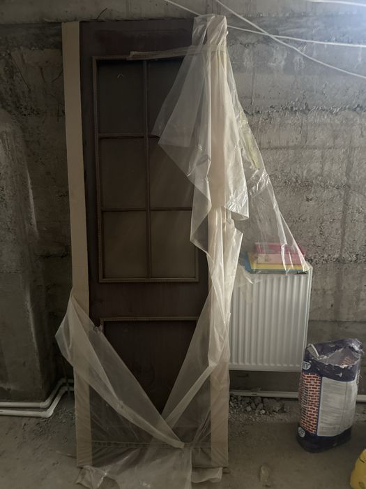 Продам новые двери для дома