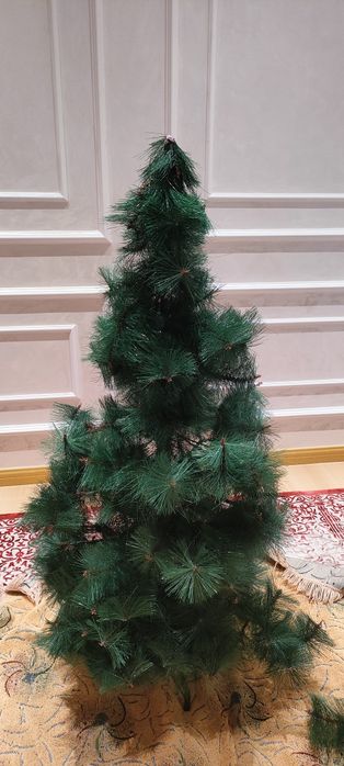 Ёлка сатылады срочно