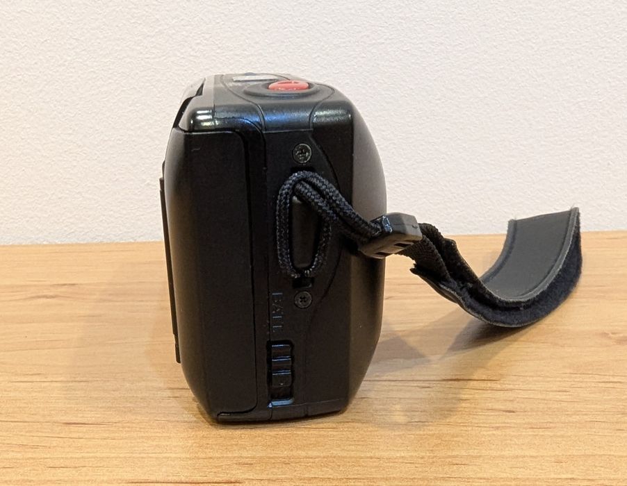 Aparat foto pe film Yashica Minitec AF