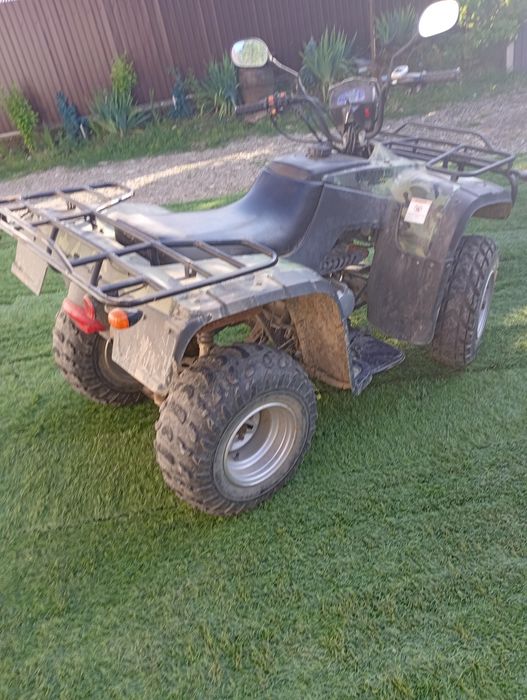 Vând ATV loncin de 250