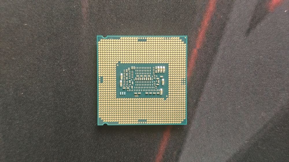 Продам Процессор I3 8100