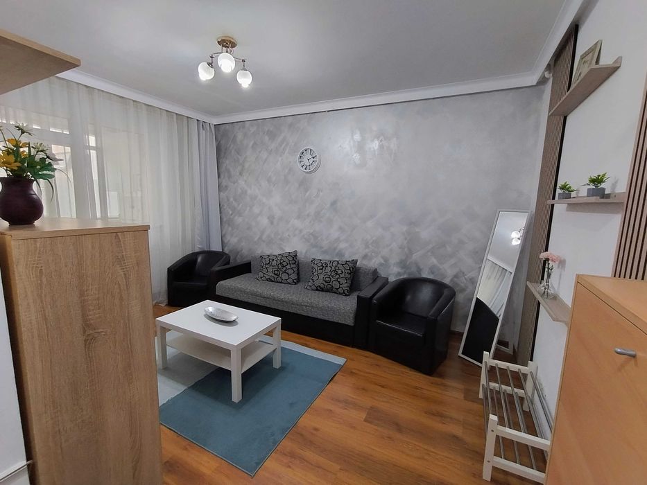 Proprietar închiriez apt 2cam apărătorii patriei