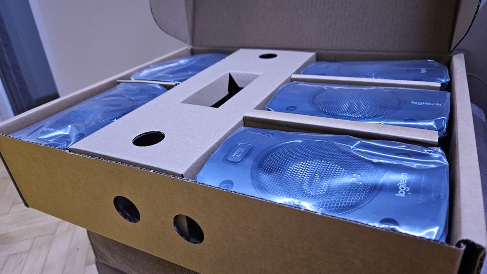 Нови сателитни тонколонки от Logitech Z906