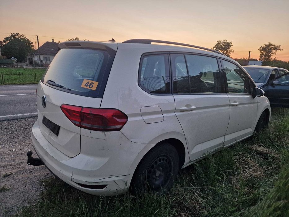 Volkswagen Touran 2.0 TDI cu 7 Locuri Euro6 Modell 2019 CutieManual 6T