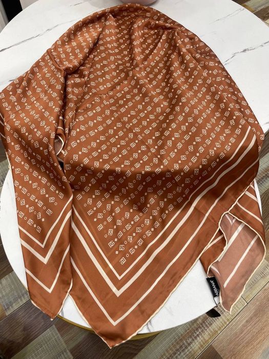 Romollar brendviy har xili bor