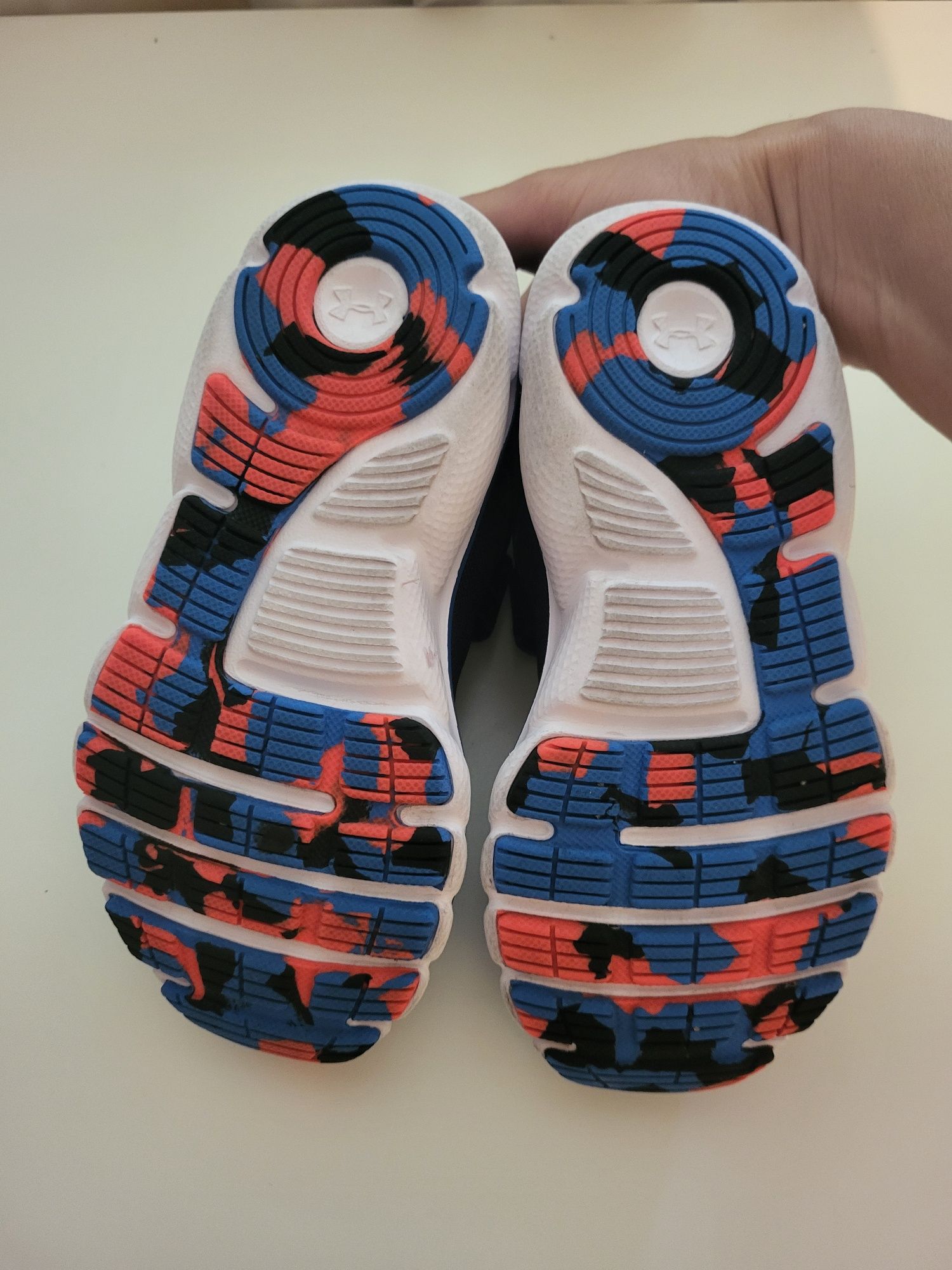 Under armour,  и Nike Детски маратонки 28
