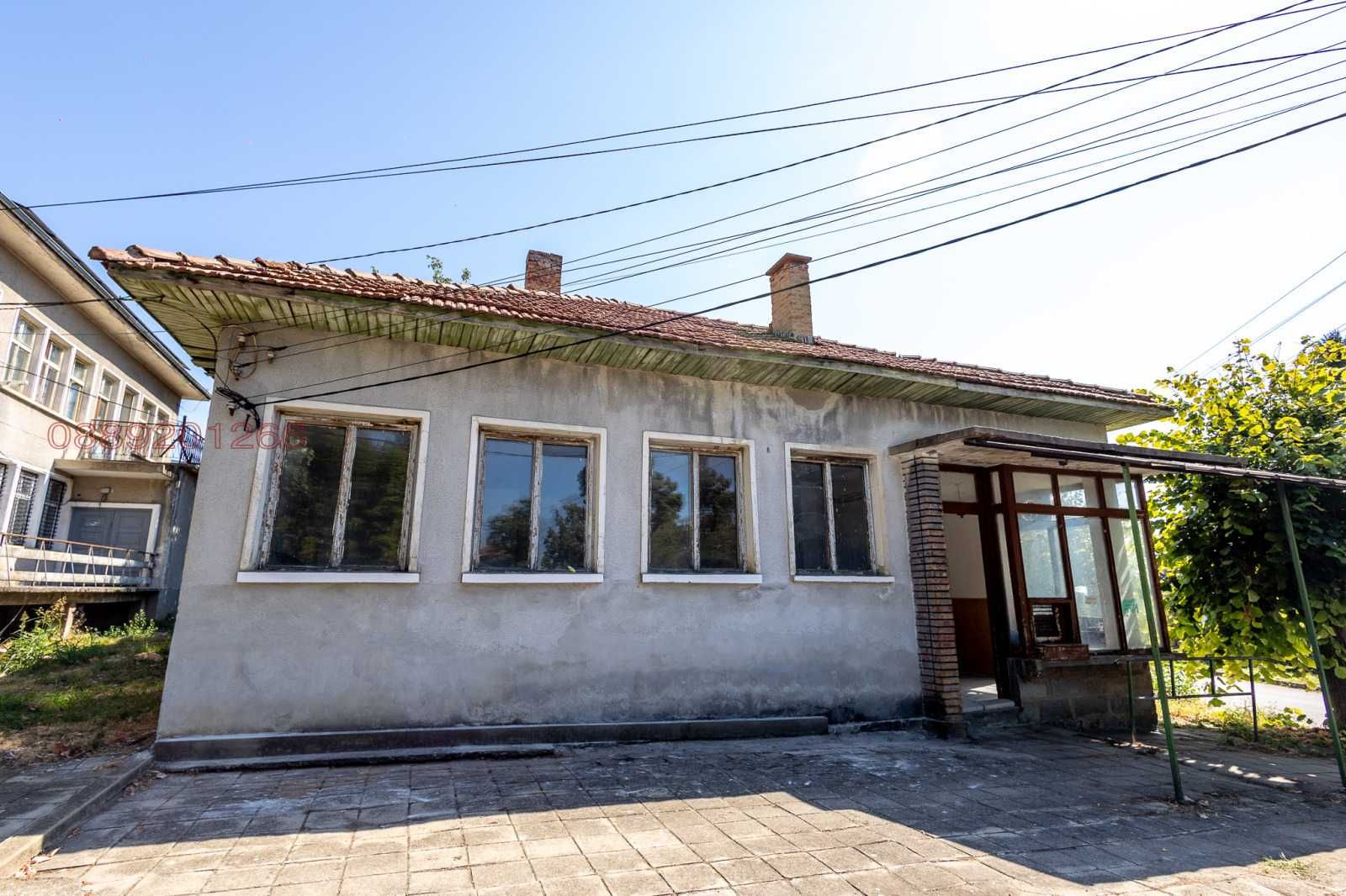 Производствена сграда в с. Кормянско общ. Севлиево обл. Габрово