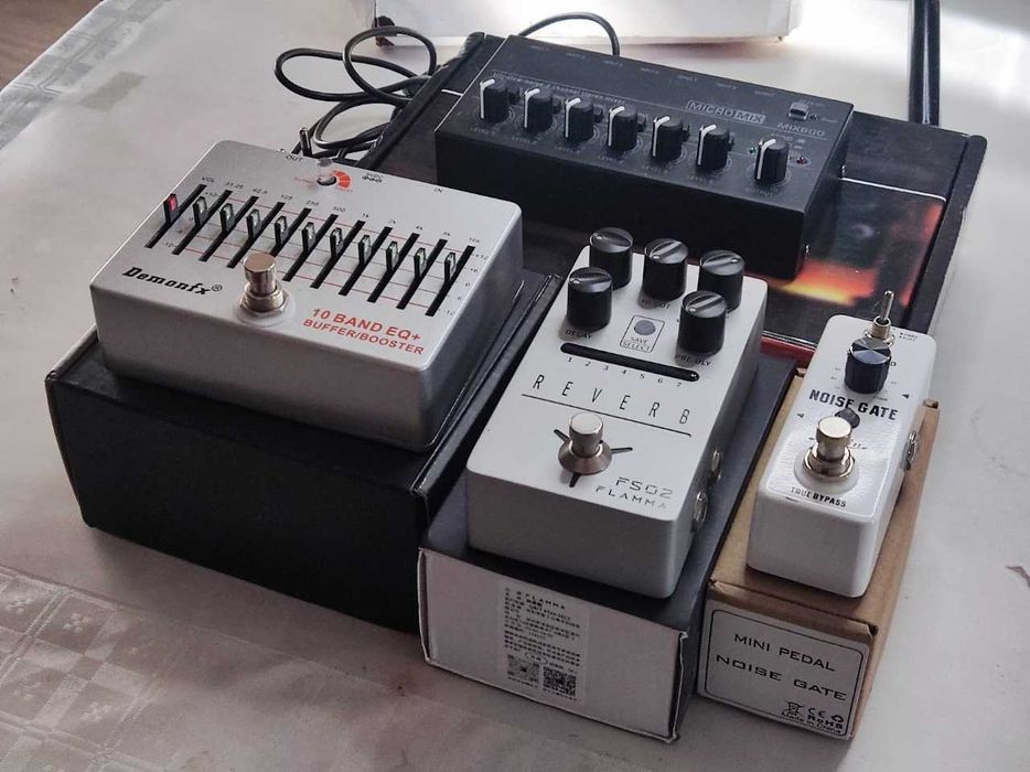 Гитарный педали эффектов, гитарные эффекты примочки и мини микшер