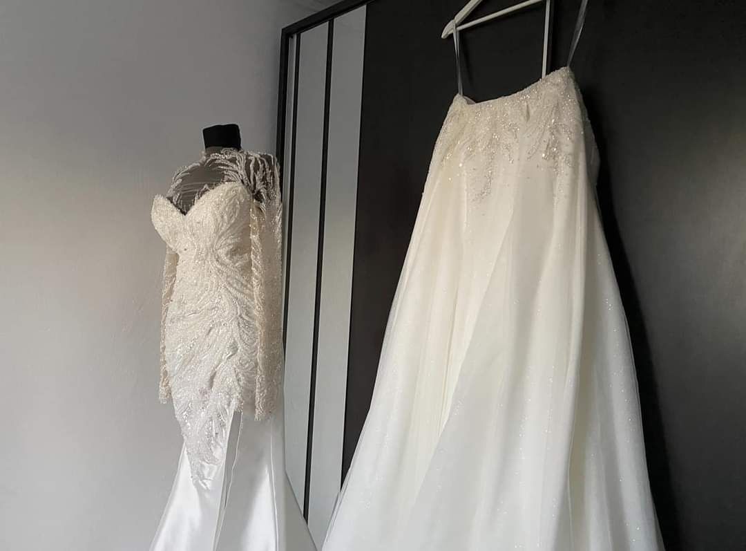 Rochie mireasă cu trena lunga