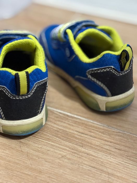 Маратонки geox 27 номер