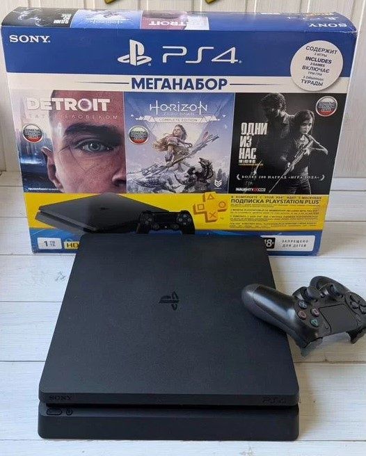 Игровая приставка Sony Playstation 4 PS4 Slim