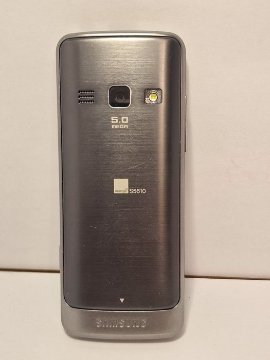 Samsung S5610 – Telefon clasic cu cameră 5MP, functional
