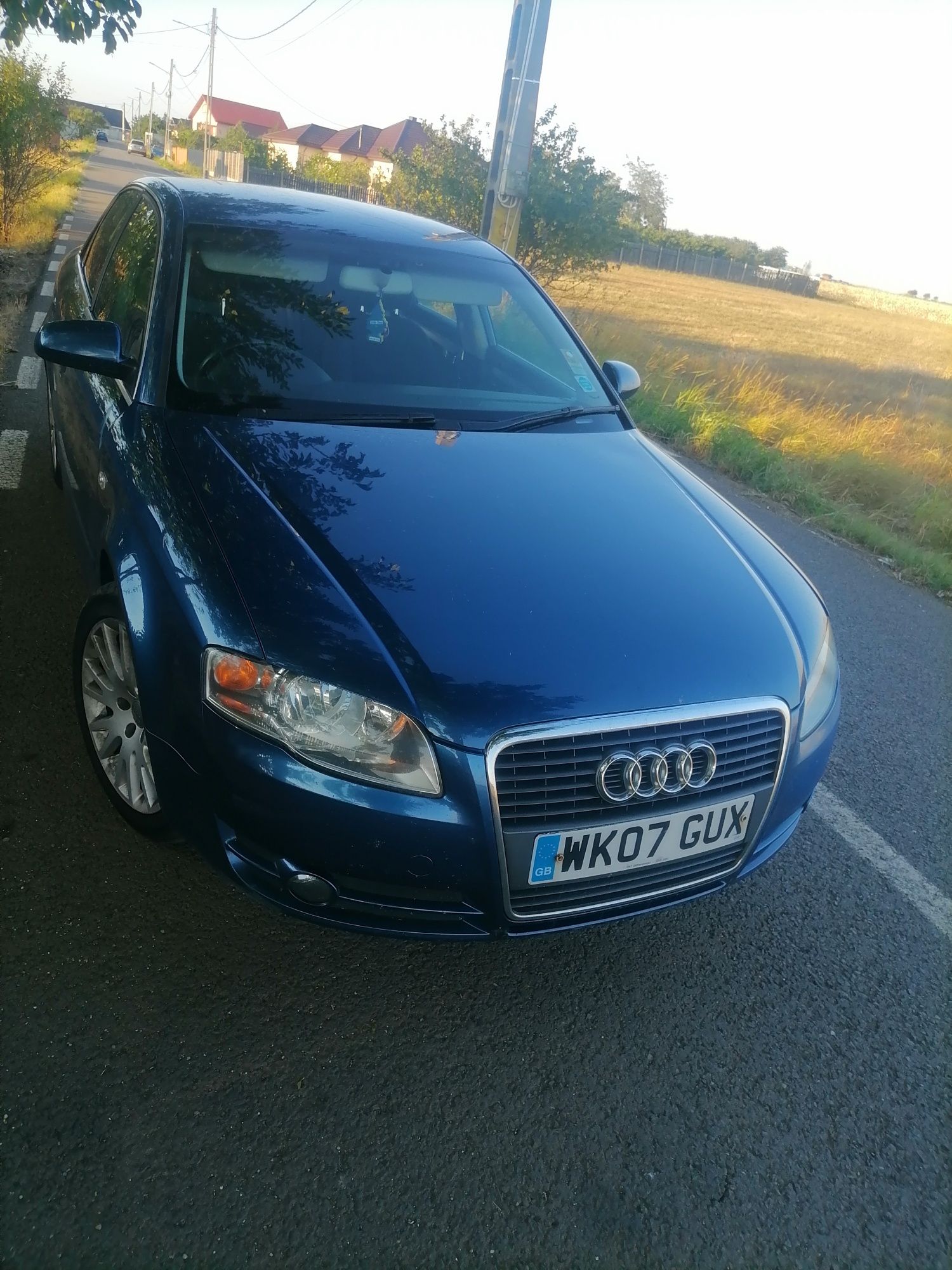 Dezmembrez Audi A4 b7 2.0 TDI BRE 140 CP Automata