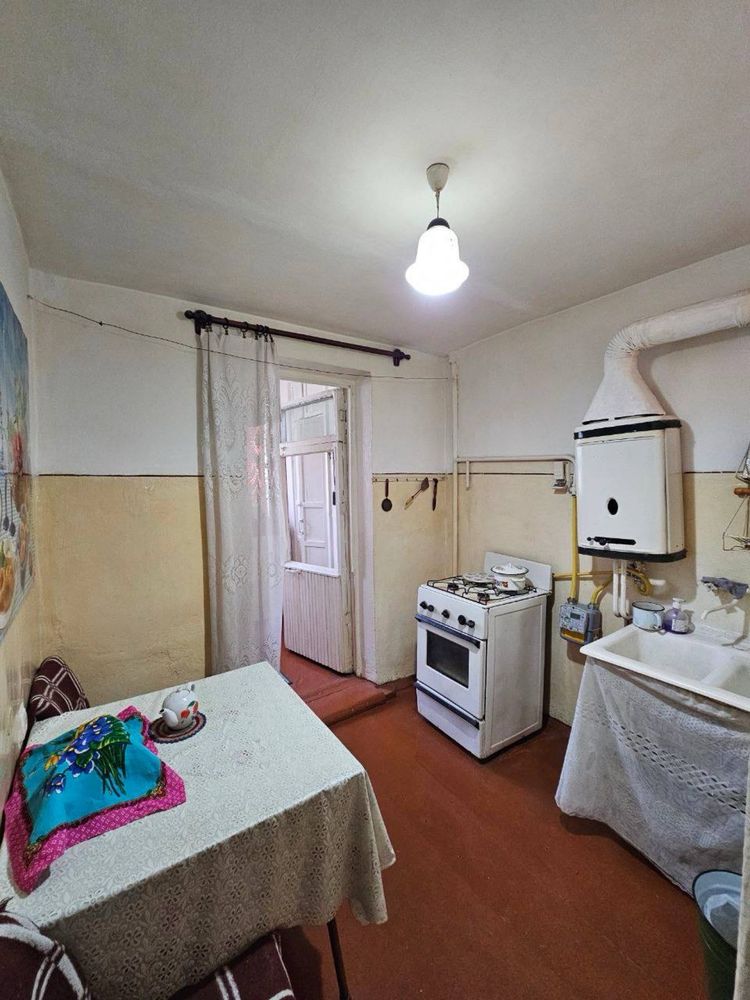 Продается 2 ком. Квартира на 3 этаже площадью 55 кв.м. По ул. Гагарина