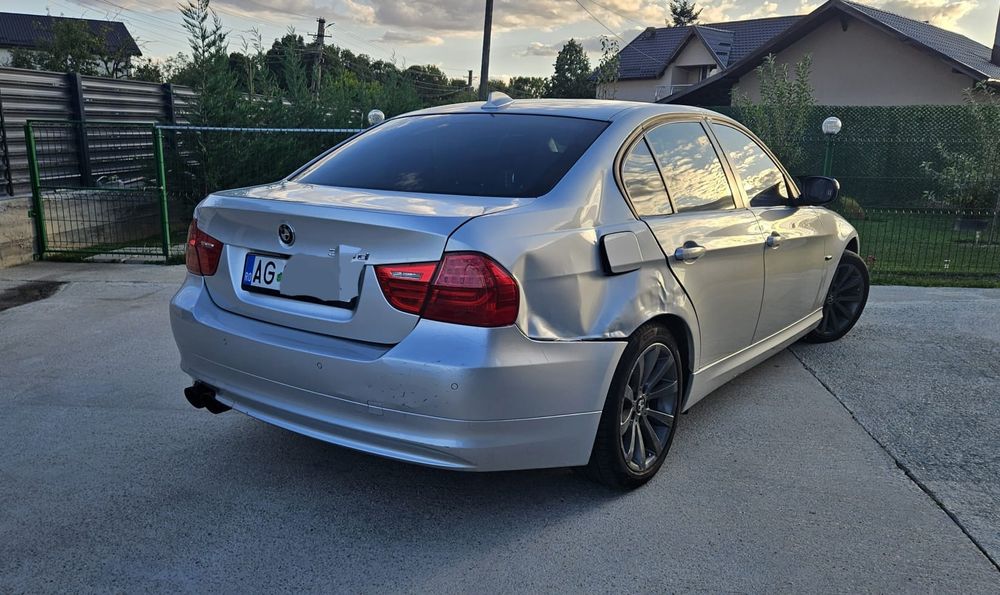Bmw E 90 320D 2009 Facelift Manuala