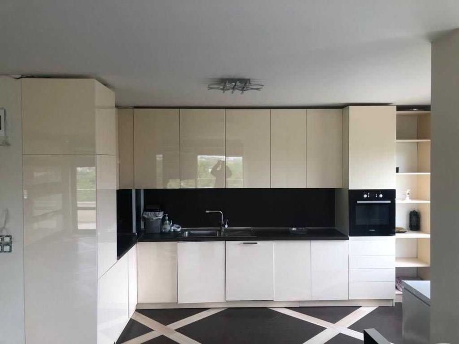 Продава се Тристаен апартамент в София, Редута - 108 кв.м за 1732 €/кв.м - Снимка #3