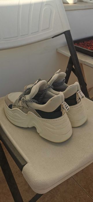 маратонки с висока платформа