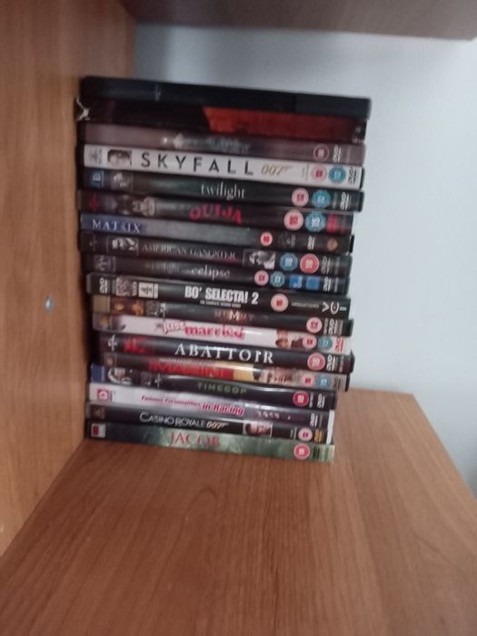 DOAR PREDARE PERSONALĂ!!! 86 Filme compatibile cu orice consola sau pc