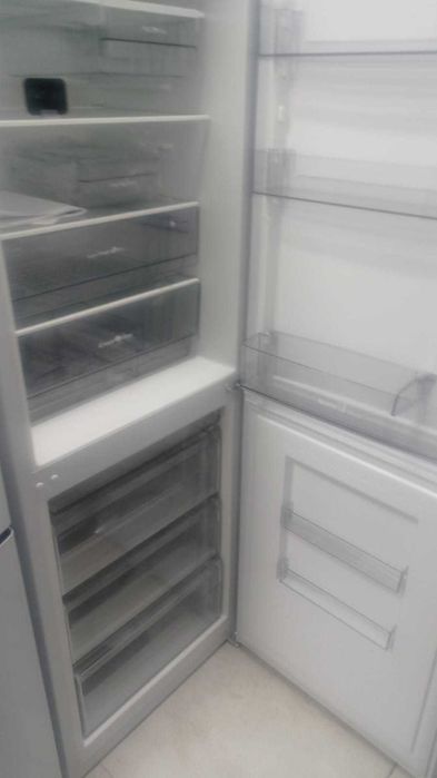 Продается Холодильники