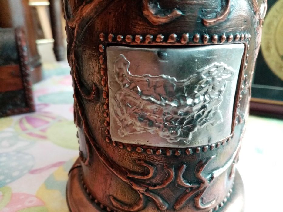 Инкрустирана медна  бутилка икона 750 мл, 1960 г. Тревненска школа.