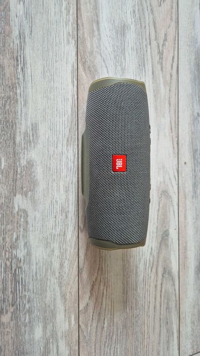 Портативная колонка JBL CHARGE 4
