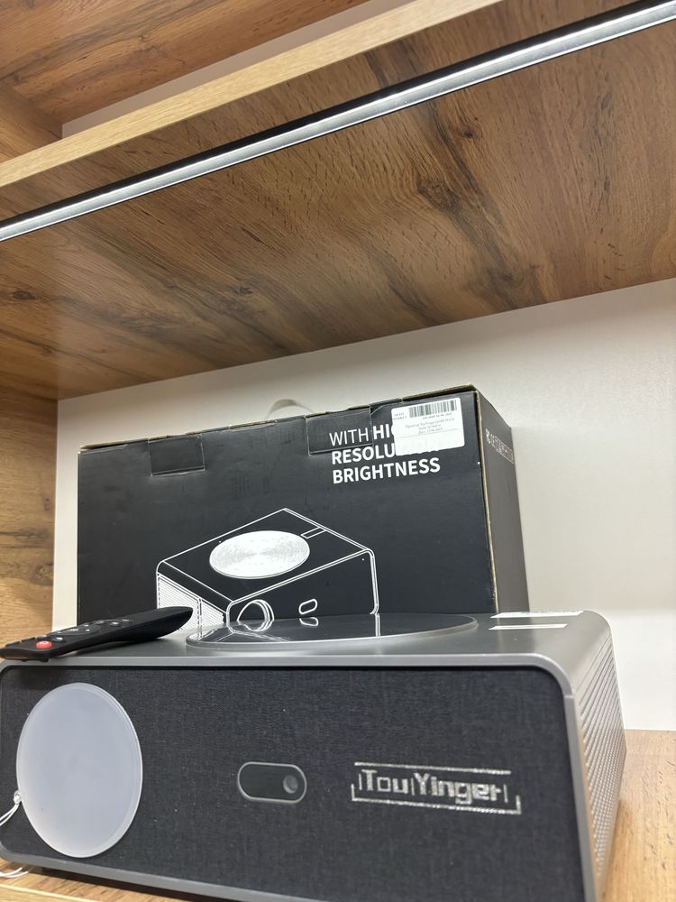 Проектор TouYinger  Q10W PLUS