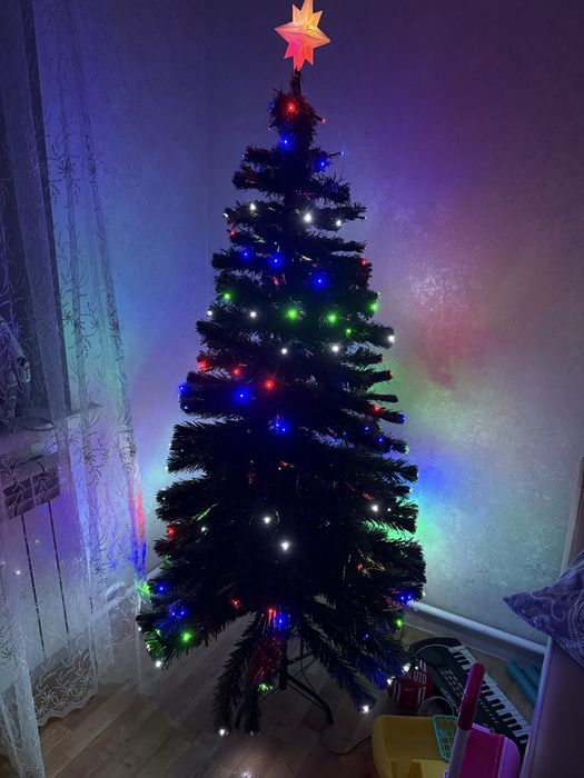 Елка искуственная