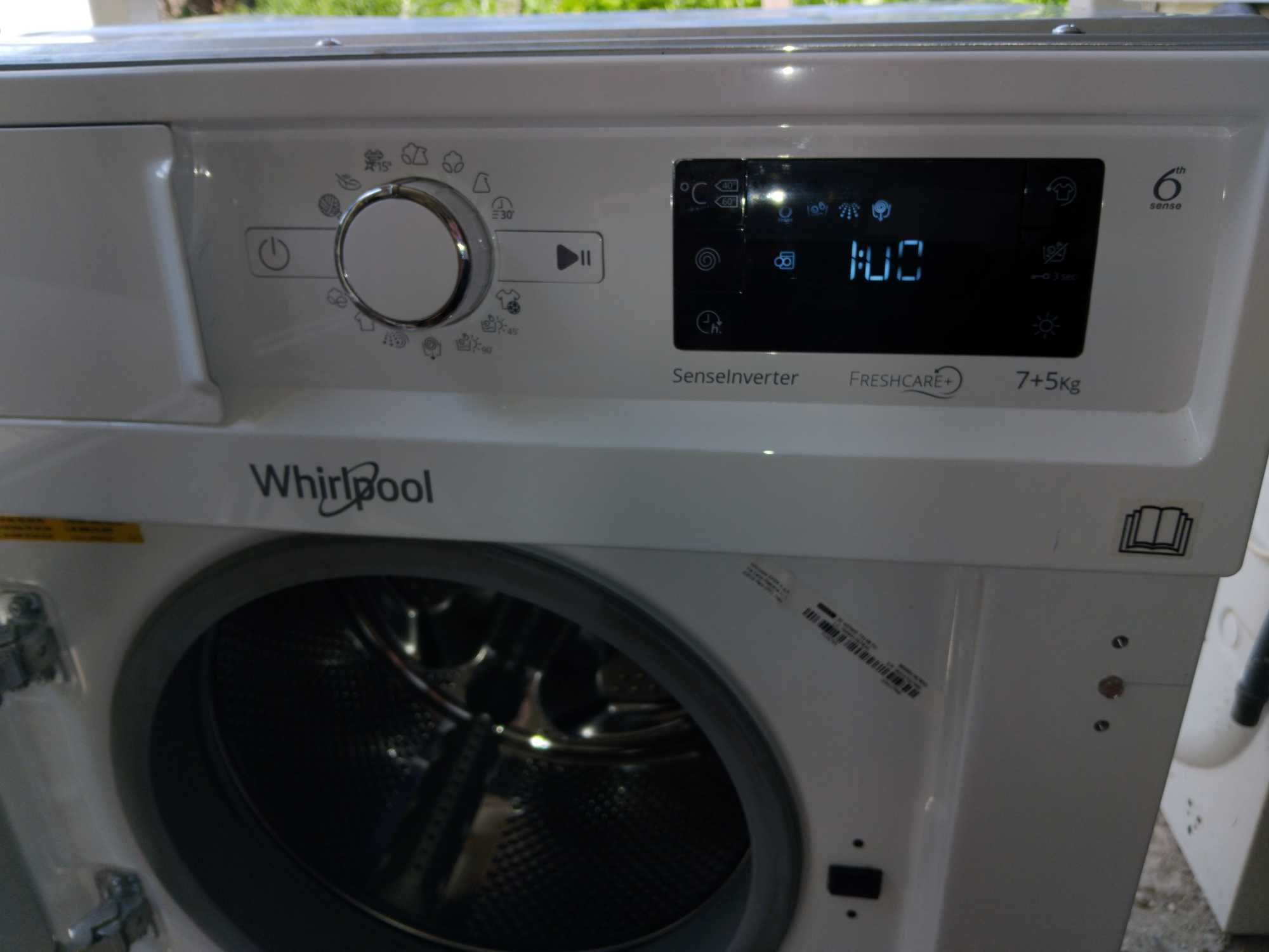 Пералня със сушилня за вграждане Whirlpool