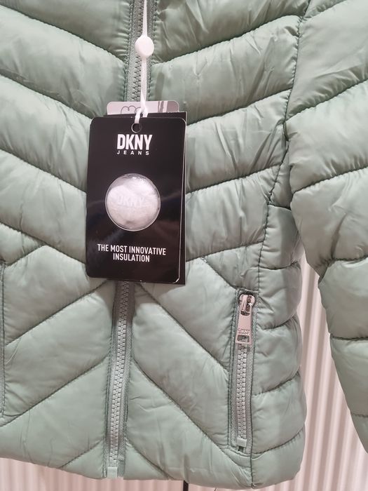 Детско зимно яке DKNY