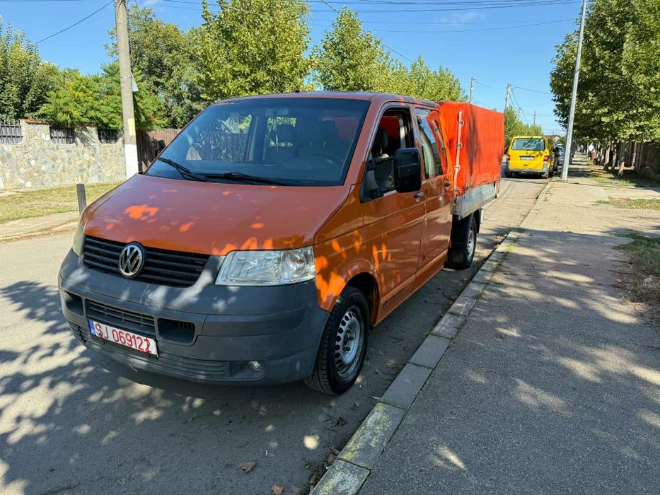 Vand sau schimb Volkswagen T5 1.9 tdi
