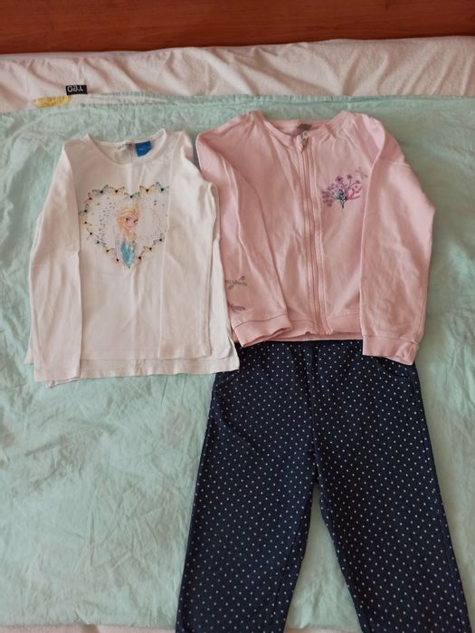 Детско долнище с горнище и блузка