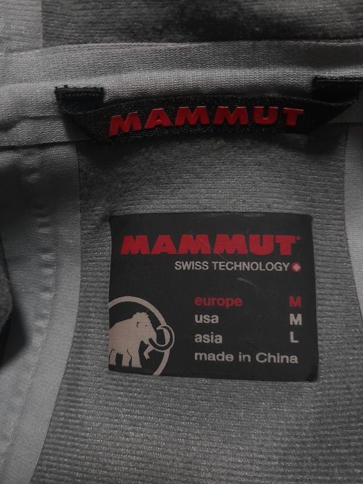 Mammut dri tech premium мъжко яке M размер.
