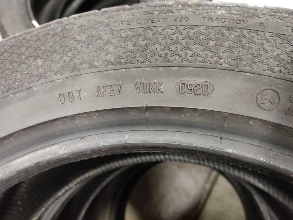 Продавам 4бр. летни гуми Барум 235/55/R19