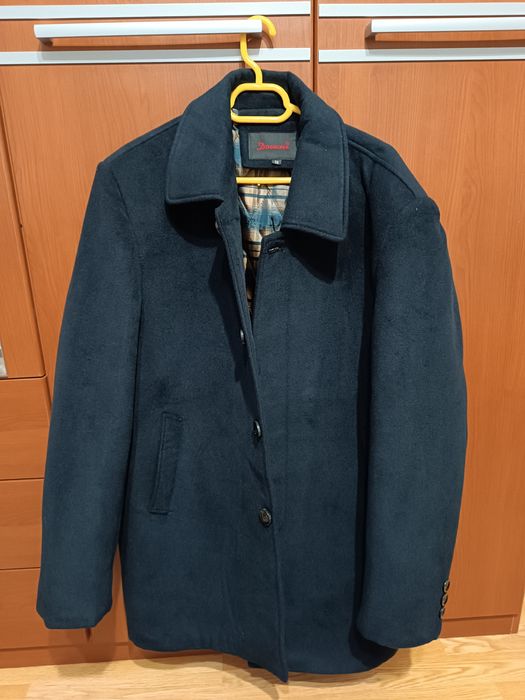 Vând palton bărbați