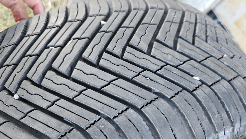 2бр гуми 225 55 17 дот 24 нексен