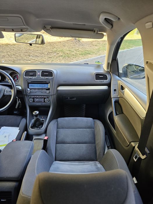 VW Golf 6 1.4TSI HIGHLINE ÎncălzireScaune Clima Pilot SenzoriParcare