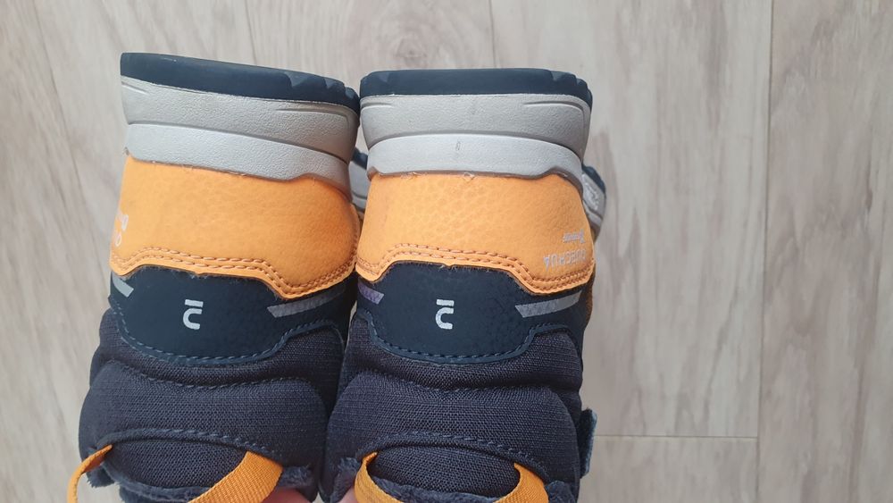 Маратонки Nike н.33