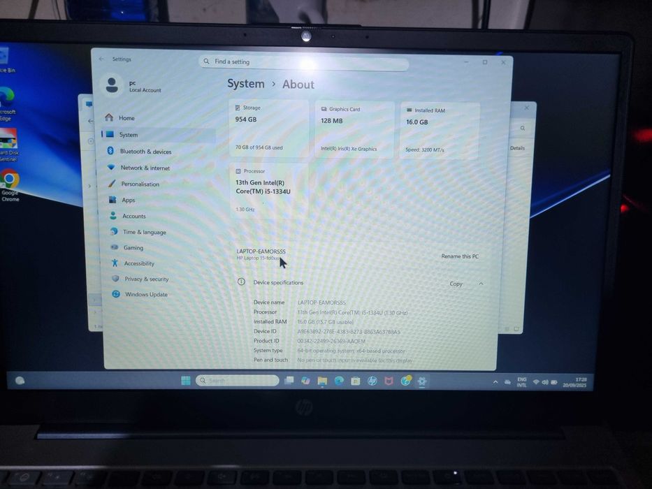 Vind laptop i5 generatia 13