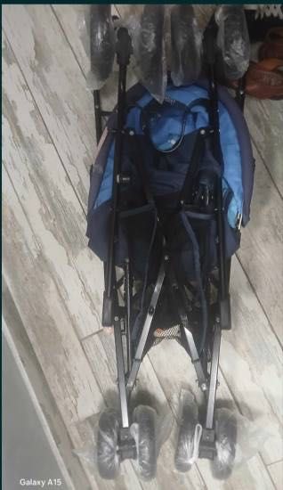 Количка за деца  има чедър