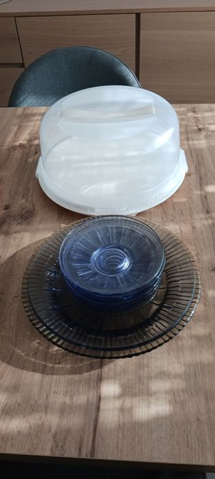 Съд и сервиз за торта лот