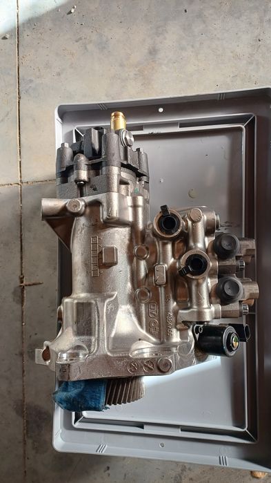 Pompa injectie Scania,pompa motorina scania 2478832 sau 4384756   km 0